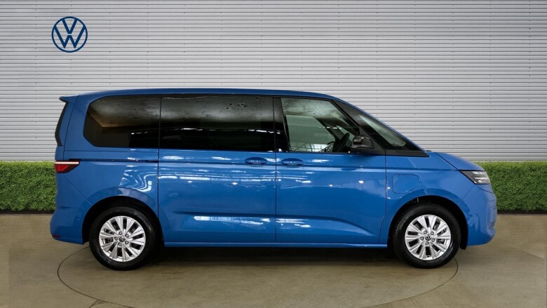 Volkswagen Multivan 1.5 TSI eHybrid Life 5dr 4MOTION DSG Estate